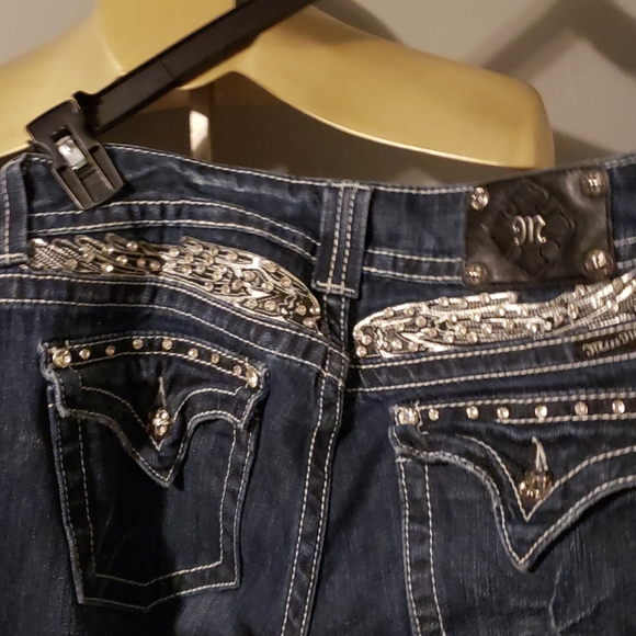 Miss Me Jeans - Picture 2 of 3